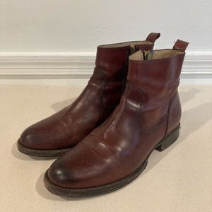 Frye Women’s Short Boots - Brown - 9.5